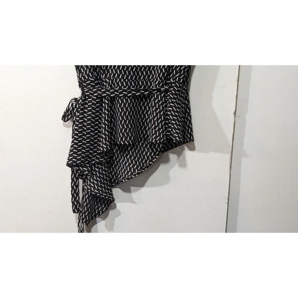 Vince Camuto wrap top with asymmetrical hem Med. - Picture 8 of 8